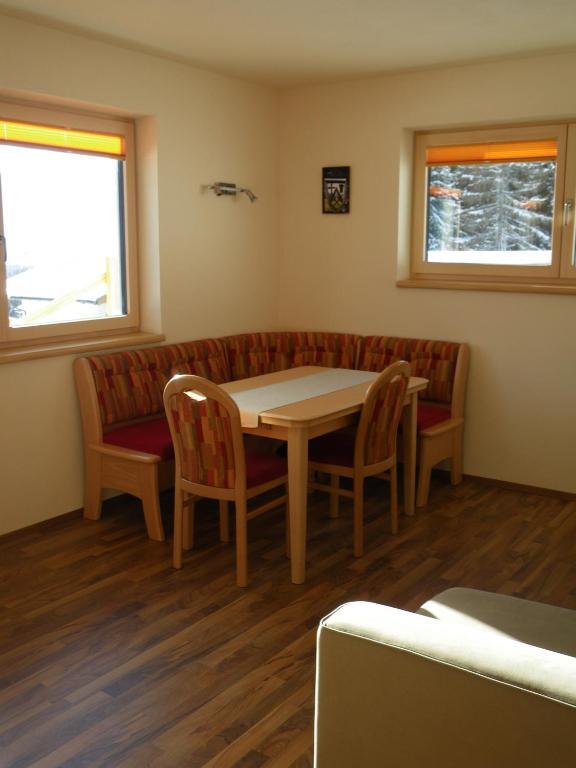 Austrian Alpine Apartments Ramsau am Dachstein Oda fotoğraf